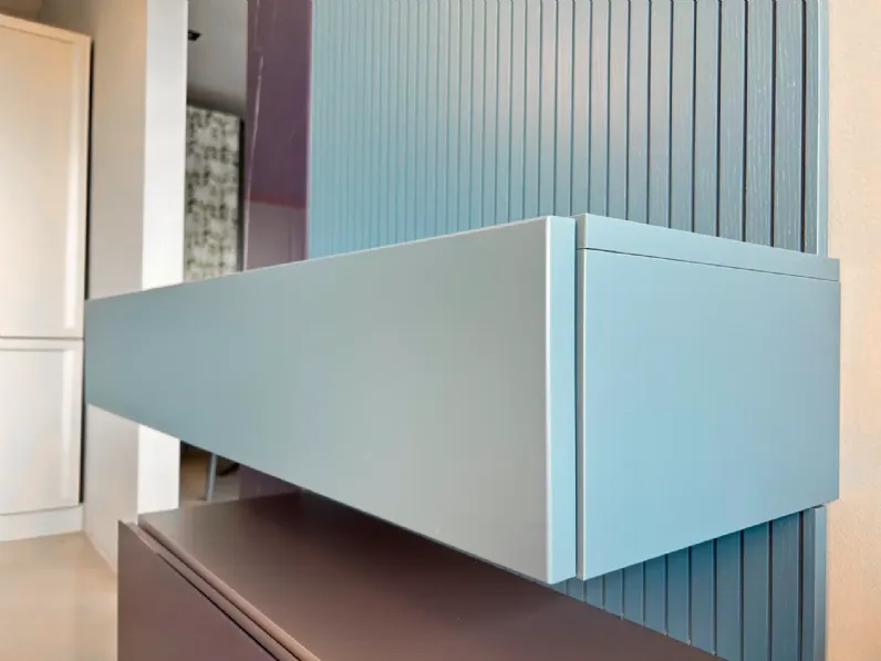 Parete attrezzata Entrata blu con specchio di Mobilgam scontata del 35%
