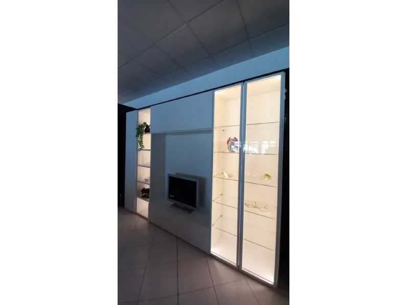 Parete attrezzata Freedhome di Caccaro in OFFERTA OUTLET