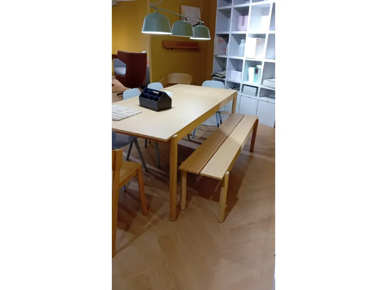 Parete attrezzata Linear panca by muuto di Collezione esclusiva in OFFERTA OUTLET