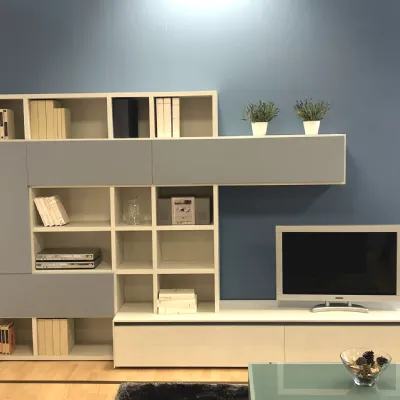 Parete attrezzata Day Novamobili in stile design a prezzo scontato