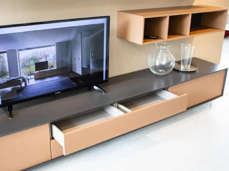 Parete attrezzata Lampo Sangiacomo in stile design a prezzo ribassato