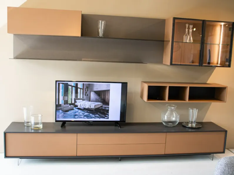 Parete attrezzata Lampo Sangiacomo in stile design a prezzo ribassato