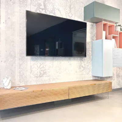 Parete attrezzata in stile moderna Parete tv di Devina nais a prezzo Outlet 
