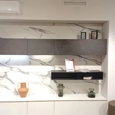 Parete attrezzata Motus living Scavolini in stile moderna a prezzo ribassato