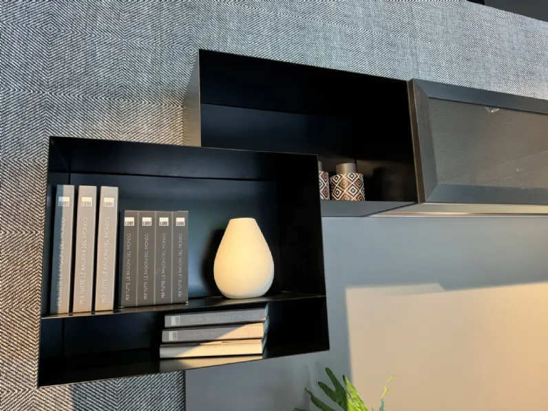 Parete attrezzata Parete oltre  Lube cucine in stile design a prezzo scontato