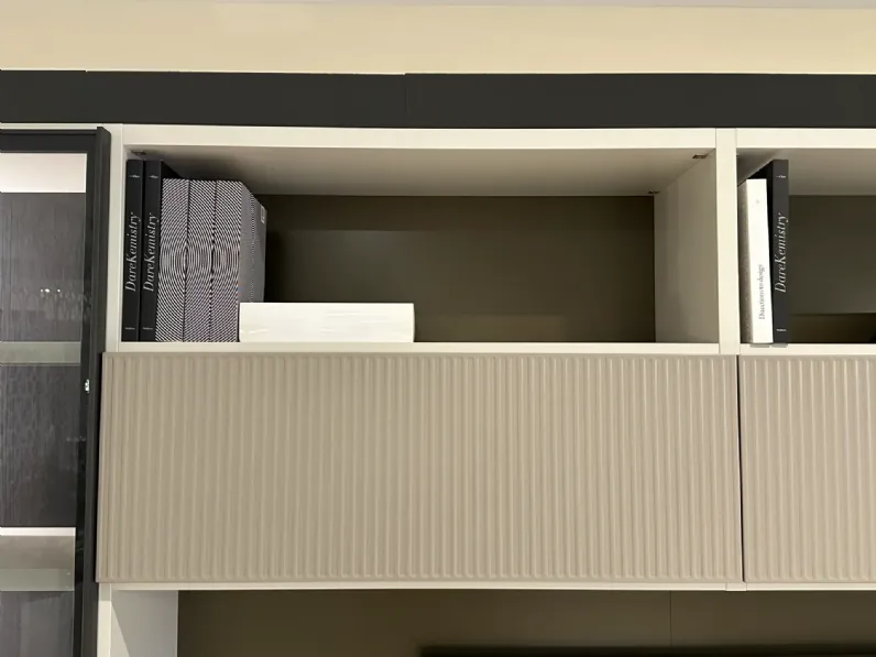 Parete attrezzata Parete tv componibile  di Novamobili in OFFERTA OUTLET