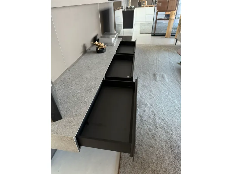 Parete attrezzata Rimadesio parete tv abacus di Rimadesio scontata del 35%