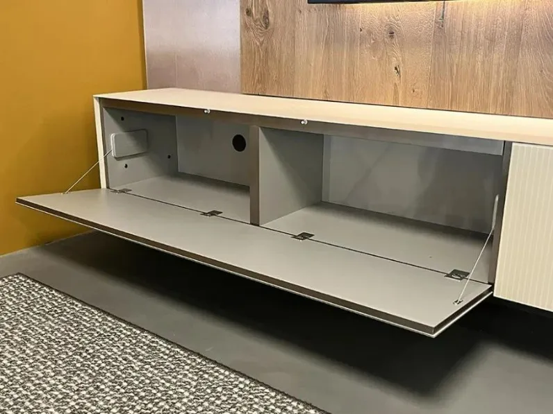 Parete attrezzata Soggiorno lago materia porta tv di Lago in OFFERTA OUTLET