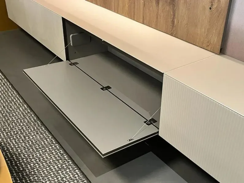 Parete attrezzata Soggiorno lago materia porta tv di Lago in OFFERTA OUTLET