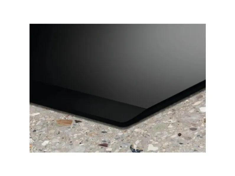 Innovativo piano cottura Eil63443 di Electrolux con forte sconto