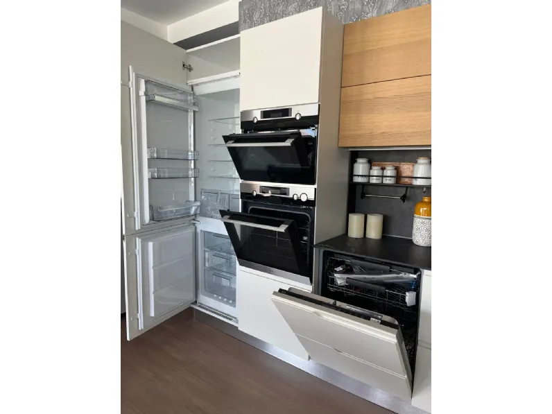 Piccoli apparecchi elettrici Aeg: Set elettrodomestici a prezzi convenienti