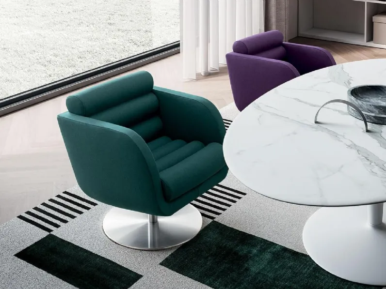 Poltroncina in stile design modello Tubes Felis a prezzo ribassato