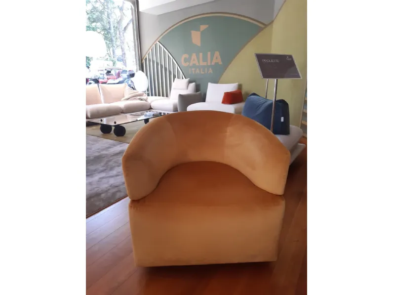 Poltroncina Modello pirouette Con movimento relax Calia in offerta