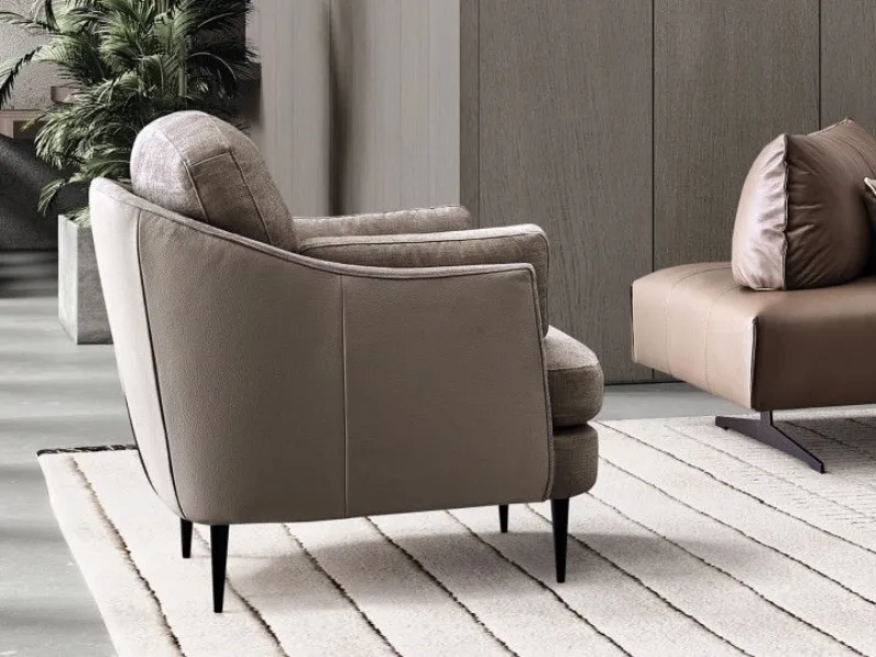 Scopri la poltroncina Galen Mottes selection in stile moderno sull'ecommerce. Prezzo scontato!