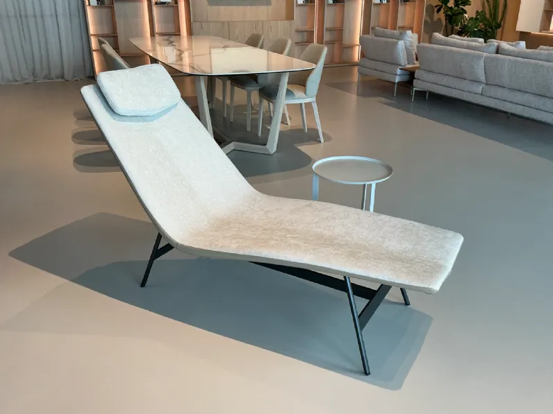 Poltrona Alpilles con movimento relax a marchio Bonaldo con uno sconto esclusivo