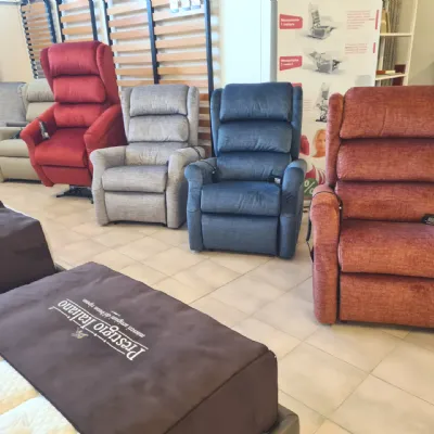 Poltrona relax modello Edera a marchio Artigianale a prezzi outlet