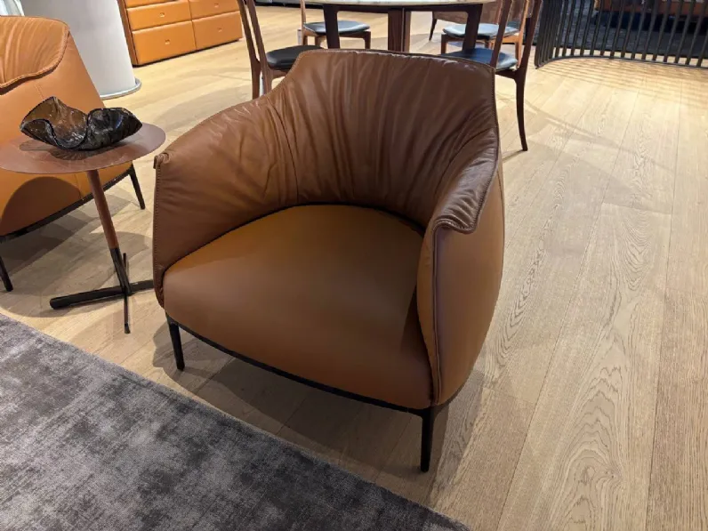 Poltrona con seduta fissa Archibald Poltrona frau in Offerta Outlet 