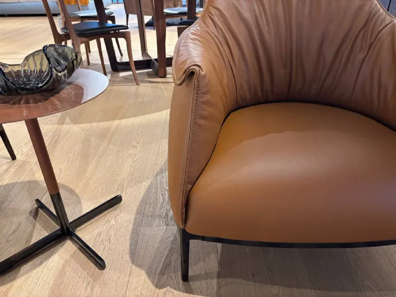 Poltrona con seduta fissa Archibald Poltrona frau in Offerta Outlet 