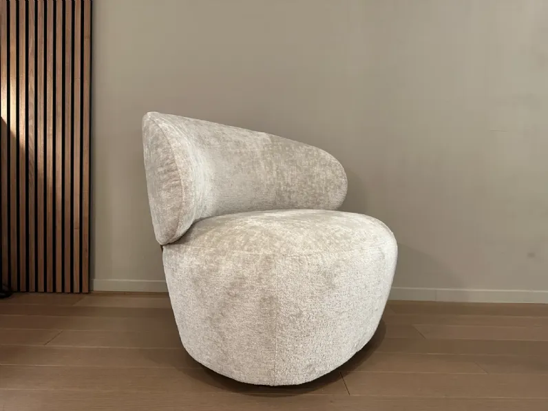 Poltrona con seduta fissa Mara Calligaris a prezzo Outlet 