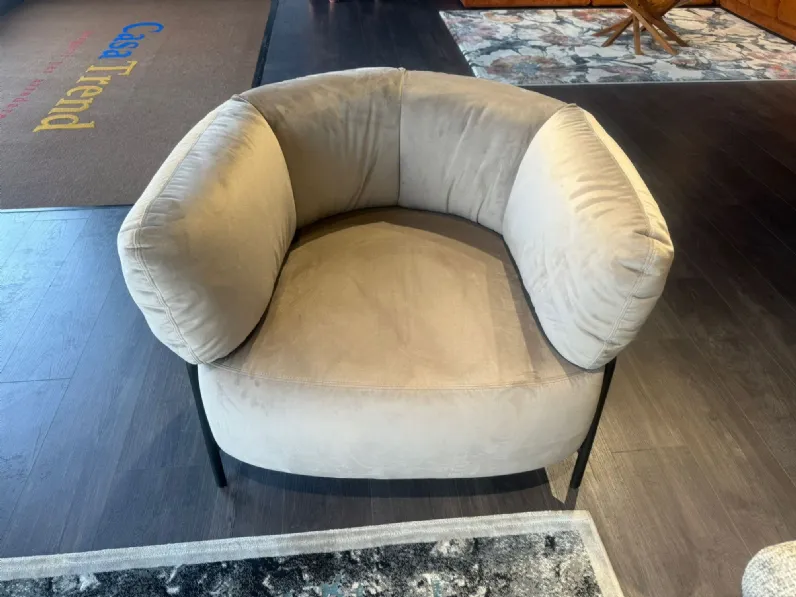 Poltrona con seduta fissa Quadrotta Calligaris a prezzo scontato 