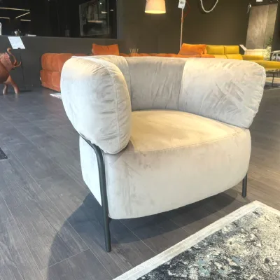 Poltrona con seduta fissa Quadrotta Calligaris a prezzo Outlet 