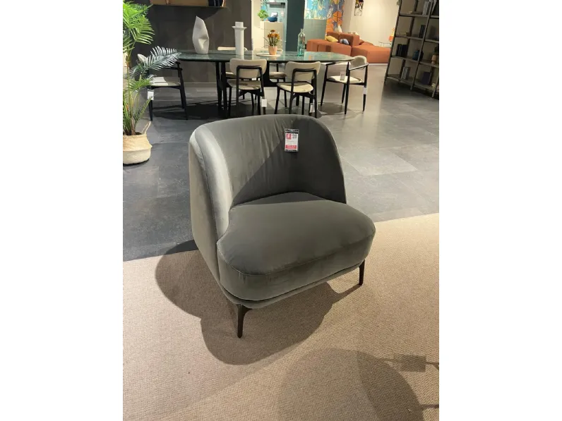Poltrona modello Cv 506 poltrona velvet Novamobili ad un prezzo vantaggioso