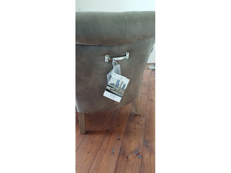 Poltrona in Ecopelle Denmark Artigianale in Offerta Outlet
