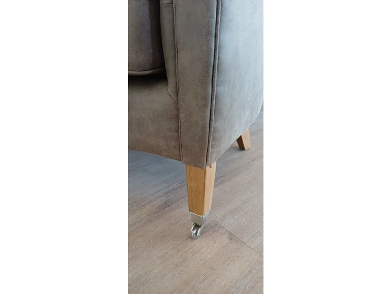 Poltrona in Ecopelle Denmark Artigianale in Offerta Outlet