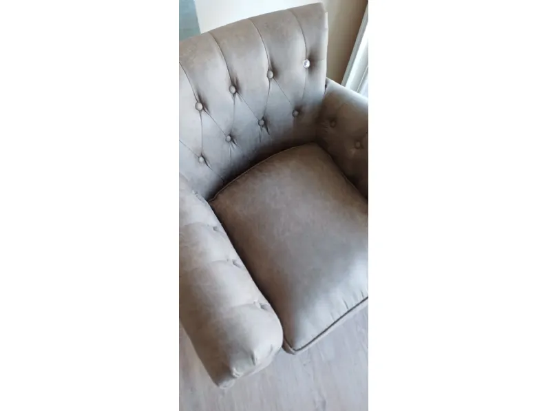 Poltrona in Ecopelle Denmark Artigianale in Offerta Outlet