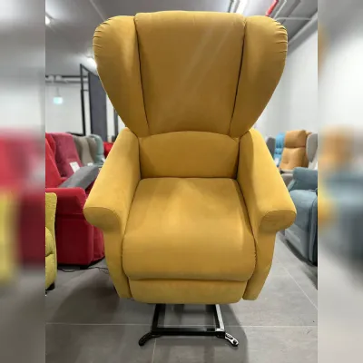 Poltrona in stile classica Poltrona relax yellow Spazio relax in Offerta Outlet