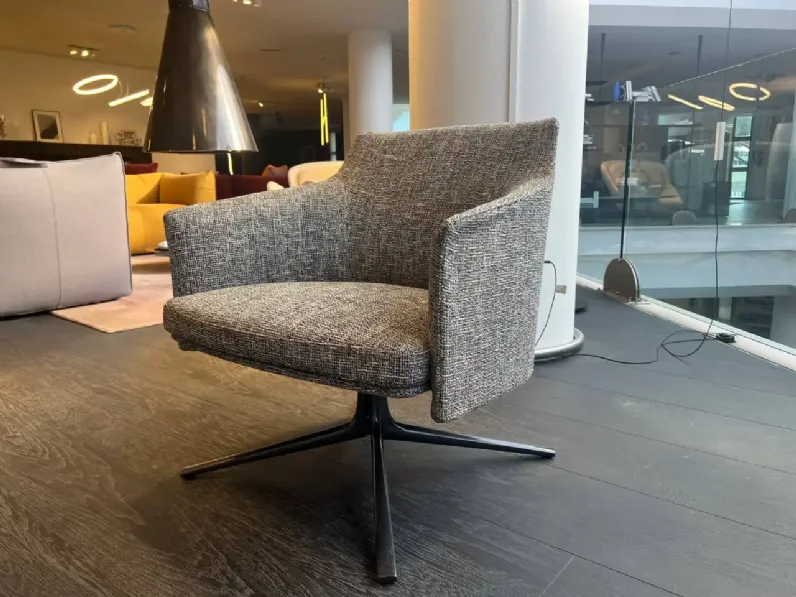 Poltrona in stile design Stanford Poliform in Offerta Outlet