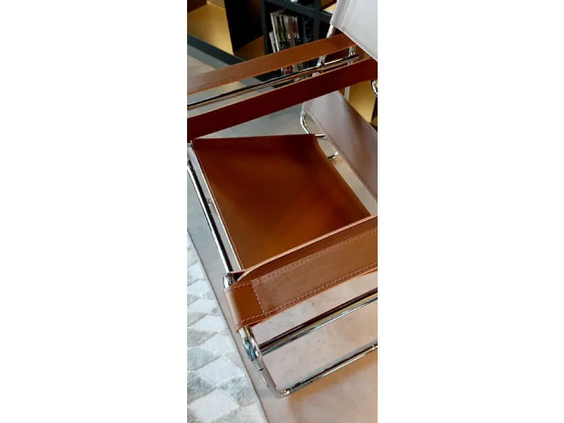 Scopri la poltrona modello Wassily Knoll in offerta!
