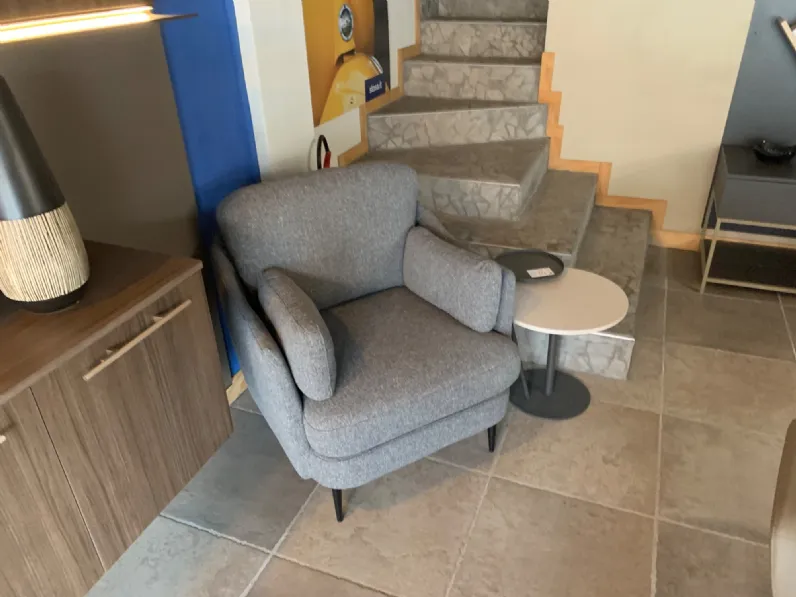 Poltrona modello Galen Le comfort con forte sconto