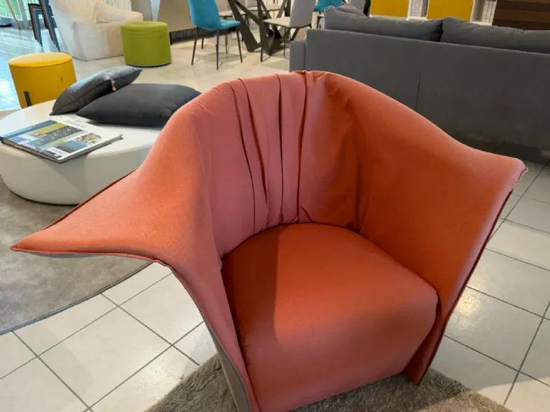 Poltrona in stile design Artichoke Novamobili in Offerta Outlet