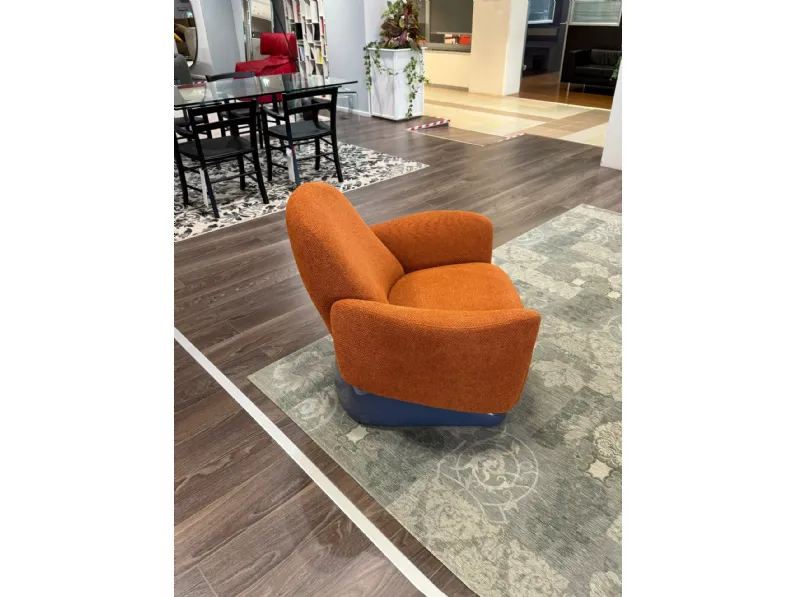 Poltrona in Tessuto Eugene Molteni & c a prezzo Outlet