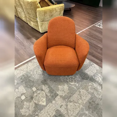 Poltrona in Tessuto Eugene Molteni & c a prezzo Outlet