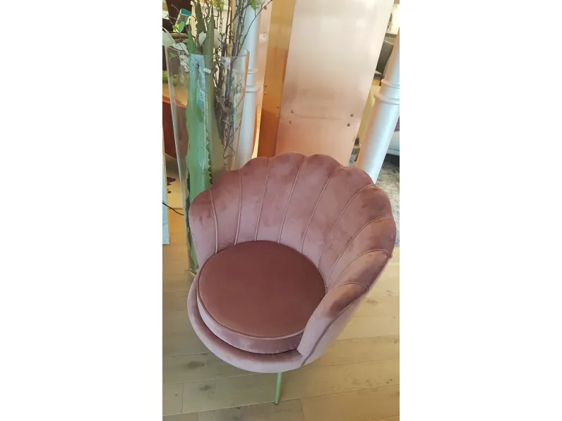 Poltrona modello Cappet Artigianale ad un prezzo conveniente