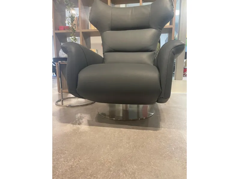 Poltrona modello Cv 540 poltrona arum Collezione esclusiva in offerta