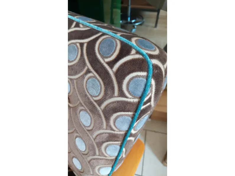 Poltrona modello Easy chair Artigianale ad un prezzo conveniente
