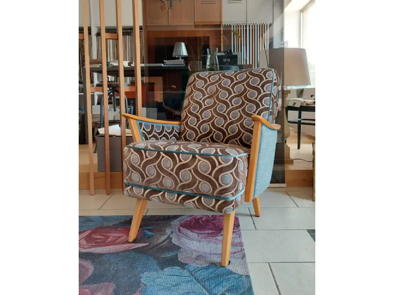 Poltrona modello Easy chair Artigianale ad un prezzo conveniente
