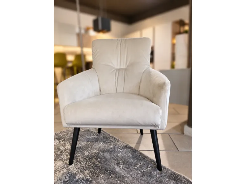 Poltrona modello Elodie Le comfort in offerta
