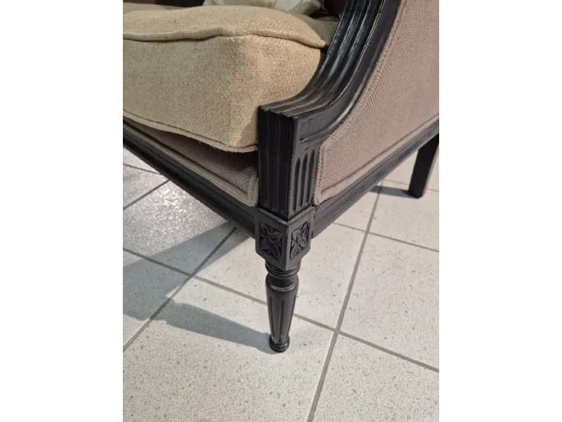 Poltrona Legno Dialma brown in Tessuto SCONTATA