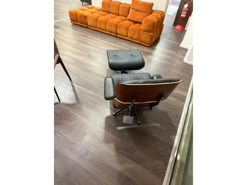 Poltrona in Pelle Lounge chair e ottoman vitra Collezione esclusiva a prezzo Outlet