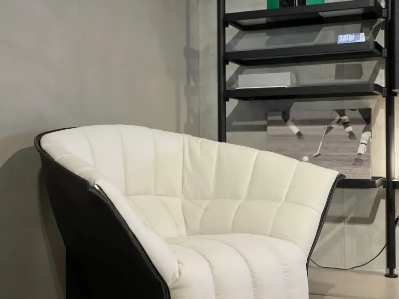 Poltrona in Pelle Moel Ligne roset a prezzo scontato