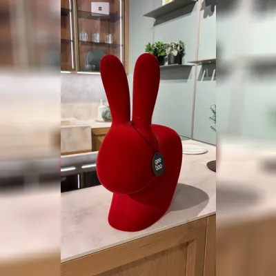 Poltrona modello Rabbit chair baby velvet finish Qeeboo a prezzi convenienti