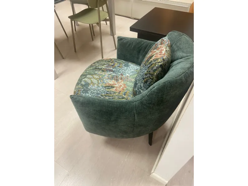 Poltrona modello Shelley Le comfort a prezzi outlet