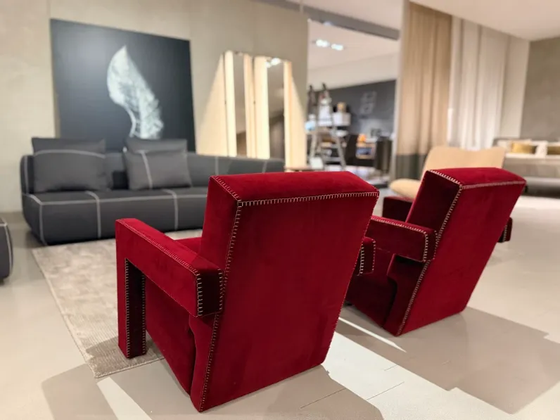 Poltrona modello Utrecht Cassina ad un prezzo imperdibile