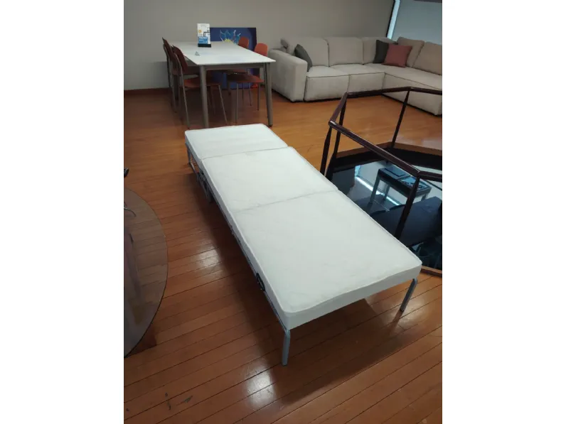 Pouf in tessuto Pouff letto a marchio Artigianale a prezzo ribassato