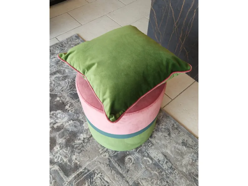Pouf in tessuto Cylinder a marchio Artigianale a prezzo ribassato