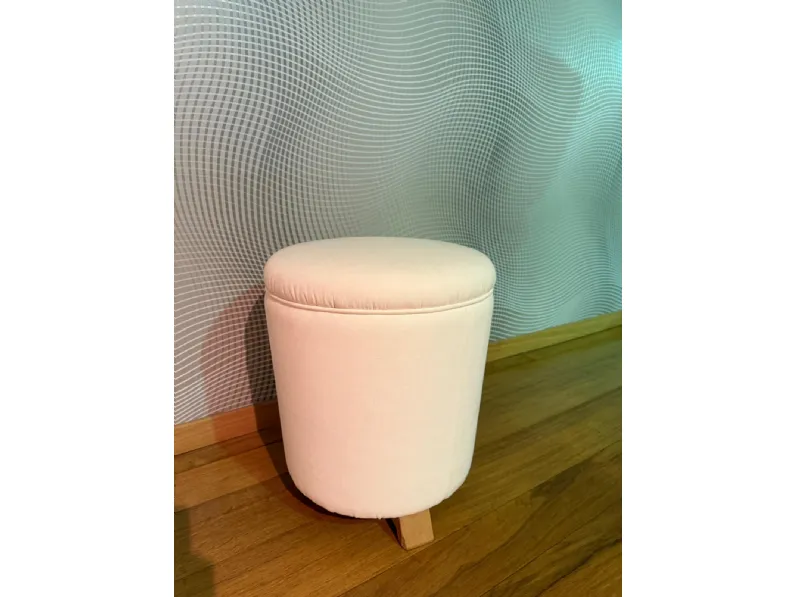 Pouf moderno modello Pouf Artigianale a prezzo Outlet